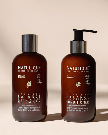 Natulique Balance Hairwash 250 ml - in donkere setting, met conditioner duo
