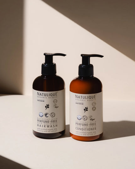 Natulique Perfume-Free Hairwash - in donkere setting, met conditioner duo
